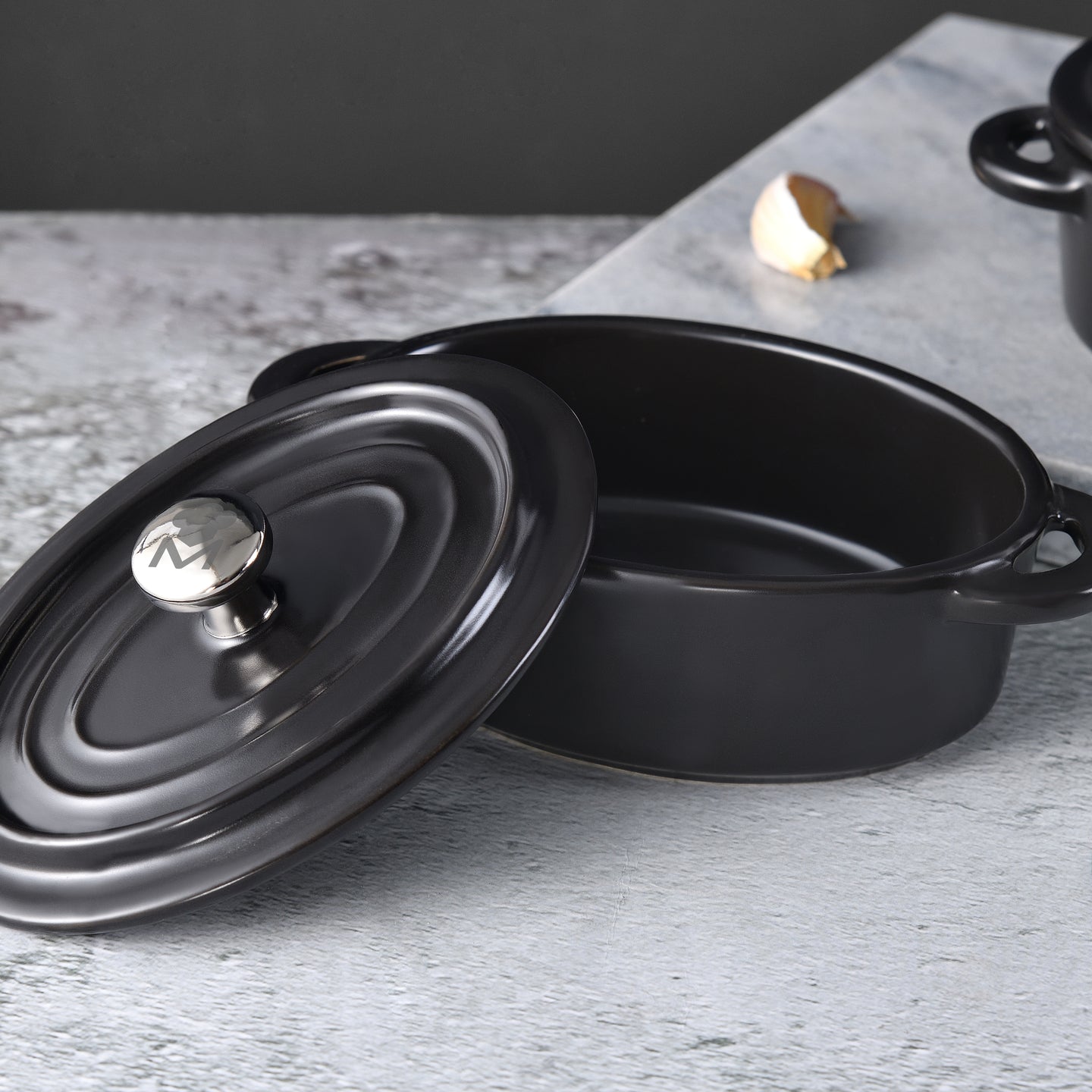 Mini cacerola con tapa ovalada MasterPRO - Cook & Share (1)